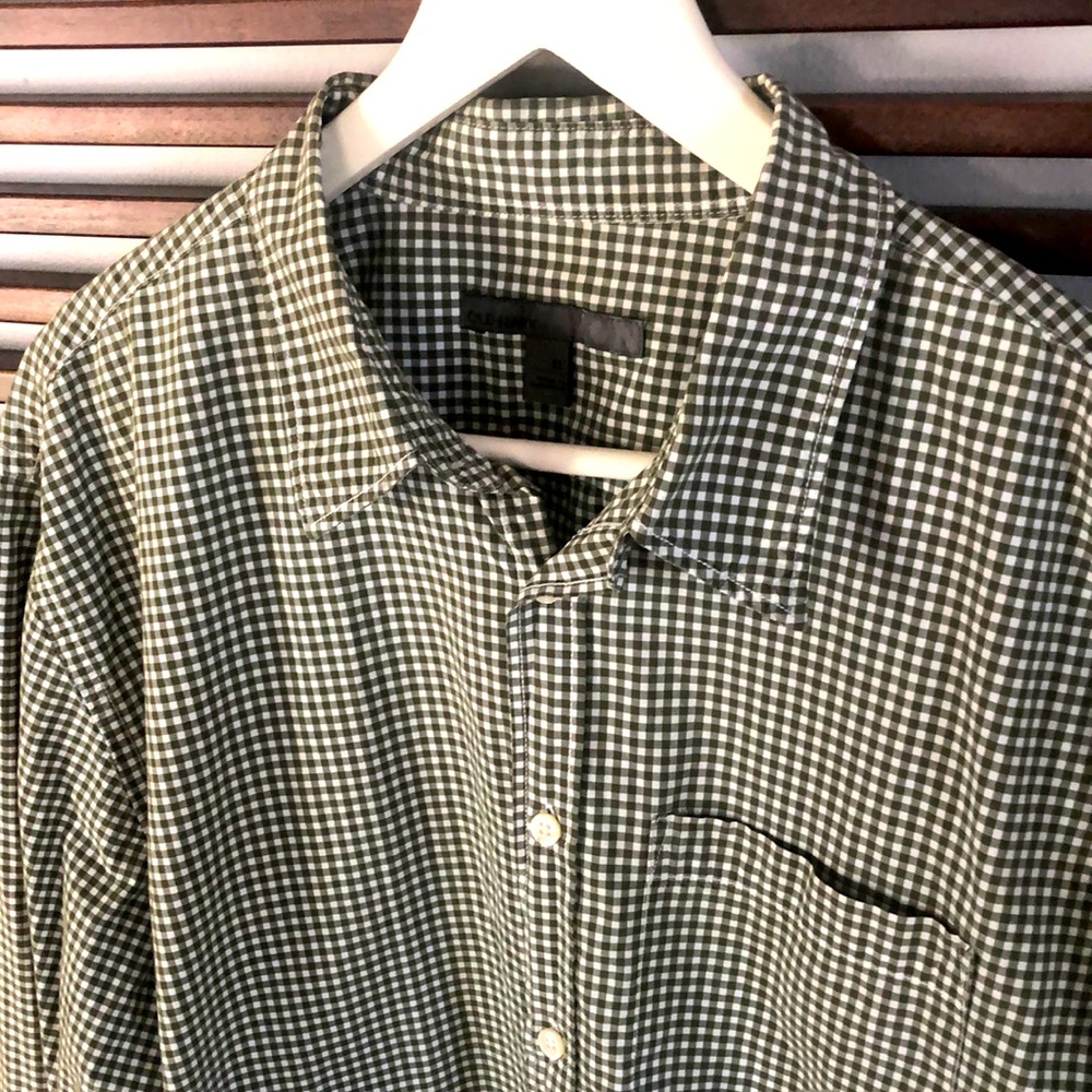 Old Navy Ion long-sleeve button-down casual
